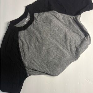 Arizona Jean Company Black and Gray Tee